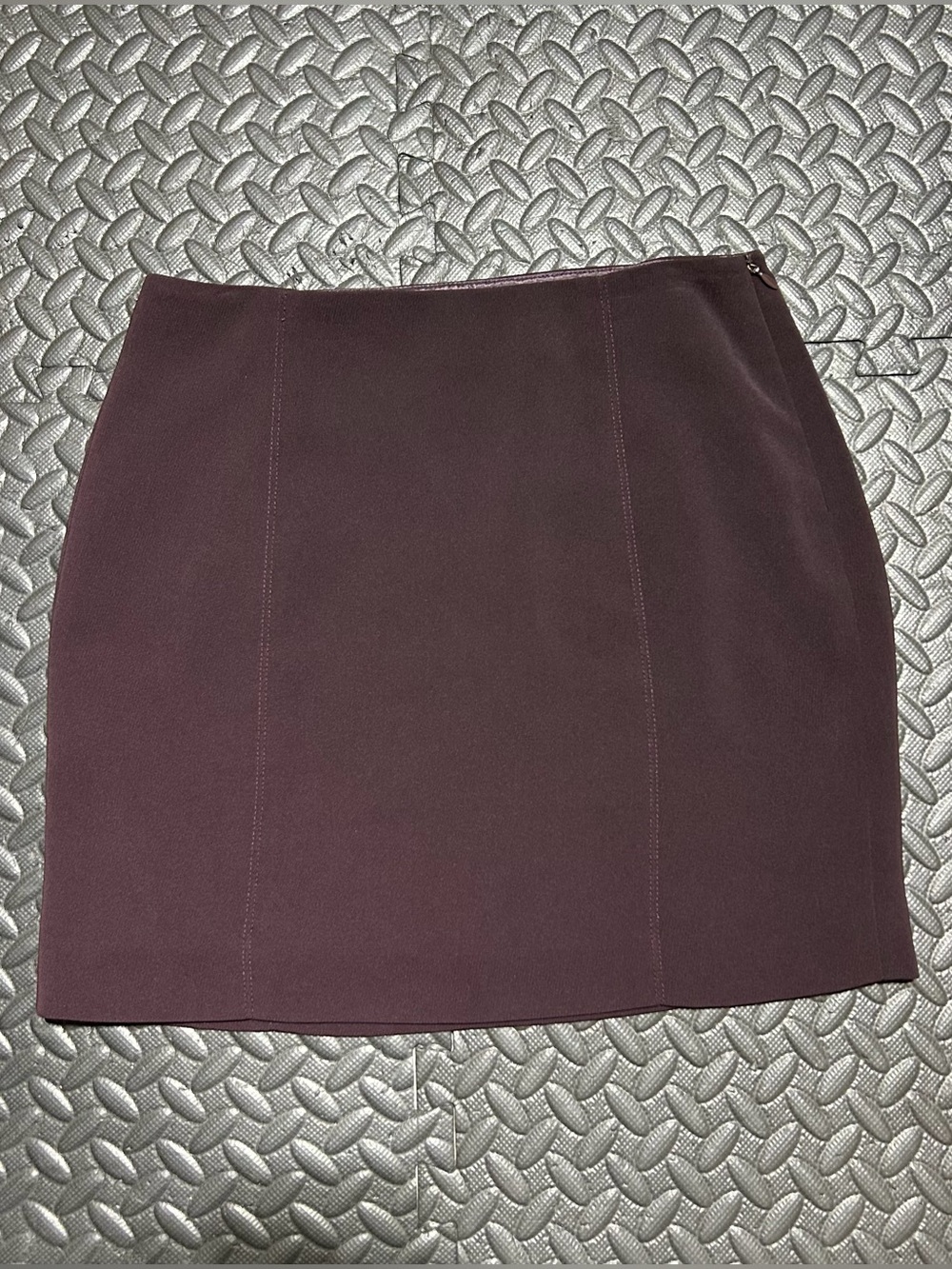 Vintage Bebe Mini Skirt Preppy Office Casual Y2K Burgundy Made In USA Womens 4